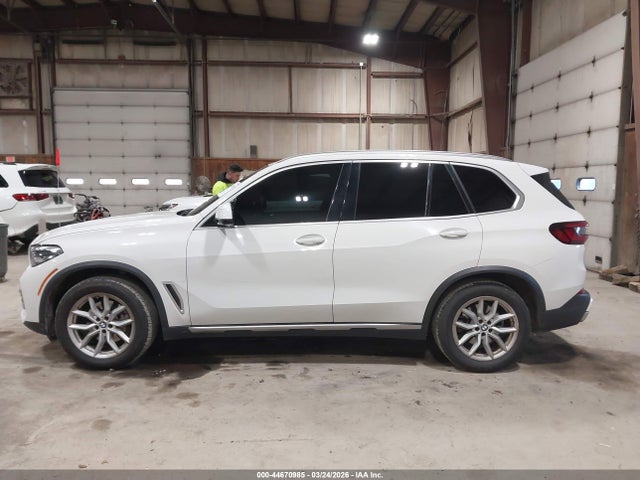 Продажа на аукционе авто 2021 Bmw X5 Xdrive40i, vin: 5UXCR6C01M9G43090, номер лота: 44670985