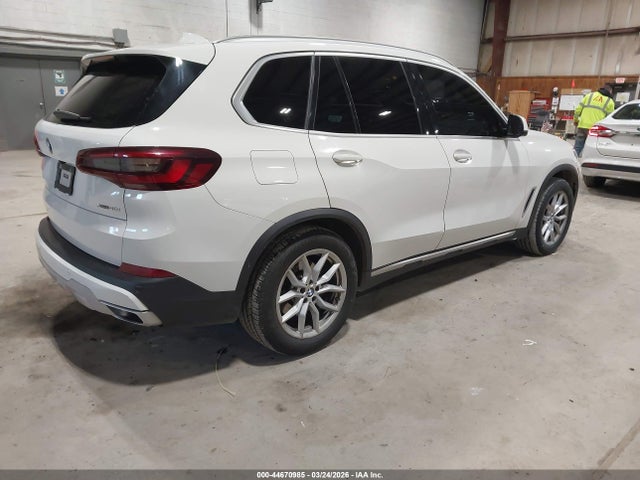 Продажа на аукционе авто 2021 Bmw X5 Xdrive40i, vin: 5UXCR6C01M9G43090, номер лота: 44670985