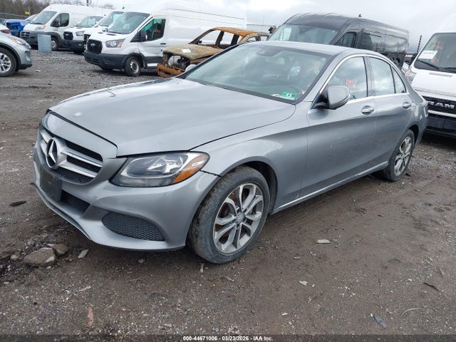 2016 Mercedes-benz C 300 4matic მანქანა იყიდება აუქციონზე, vin: 55SWF4KB7GU117535, აუქციონის ნომერი: 44671006