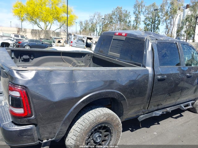 3C6UR5FL4NG229829 RAM 2500 Laramie 4x4 6&#039;4 Box