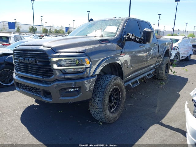 3C6UR5FL4NG229829 RAM 2500 Laramie 4x4 6&#039;4 Box