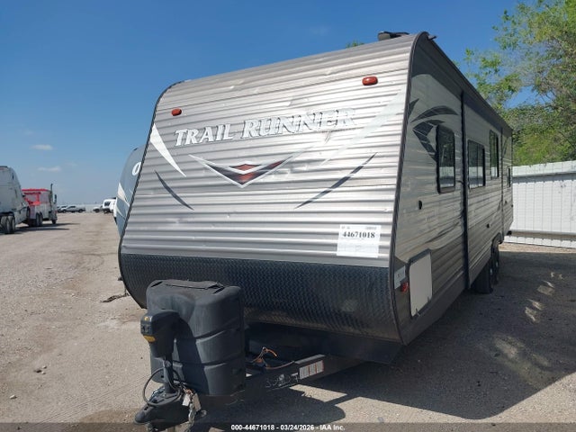 5SFEB3321JE363519 Heartland Trail Runner 30usbh