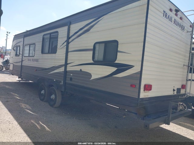 5SFEB3321JE363519 Heartland Trail Runner 30usbh