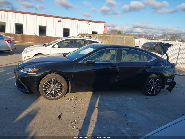 44671020 :رقم المزاد ، 58ADZ1B14NU111836 vin ، 2022 Lexus Es 350 مزاد بيع