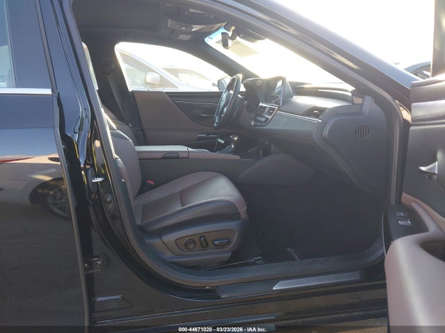 44671020 :رقم المزاد ، 58ADZ1B14NU111836 vin ، 2022 Lexus Es 350 مزاد بيع