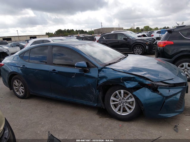 Продажа на аукционе авто 2025 Toyota Camry Le, vin: 4T1DAACK1SU106420, номер лота: 44671057