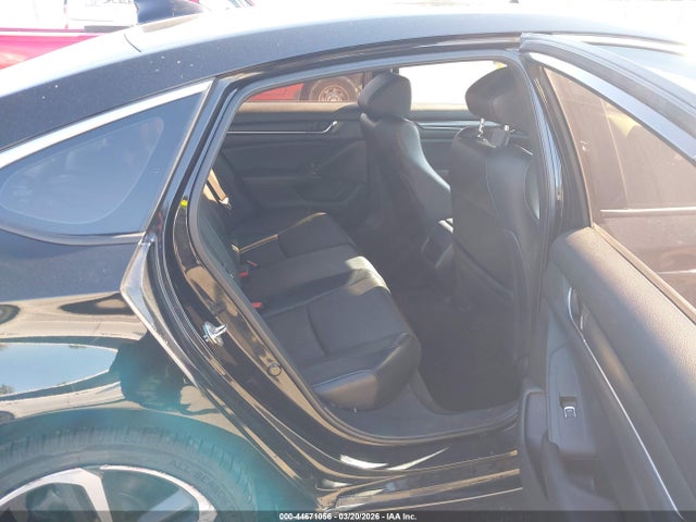 1HGCV1F31JA267912 Honda Accord Sport
