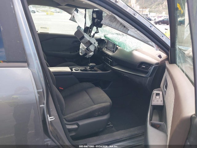 5N1BT3AB5PC768739 Nissan Rogue S Intelligent Awd