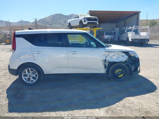 KIA SOUL S 2021 KNDJ23AU9M7746834 Image 13