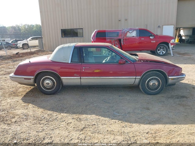 44671121 :رقم المزاد ، 1G4EZ13L4NU403532 vin ، 1992 Buick Riviera مزاد بيع
