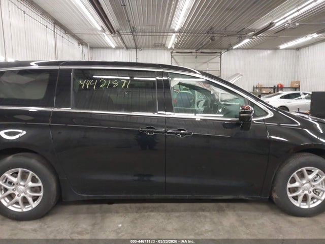 2026 Chrysler Pacifica Select მანქანა იყიდება აუქციონზე, vin: 2C4RC1BG8TR189554, აუქციონის ნომერი: 44671123