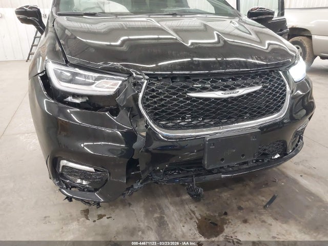 2026 CHRYSLER PACIFICA 2C4RC1BG8TR189554 Photo 5