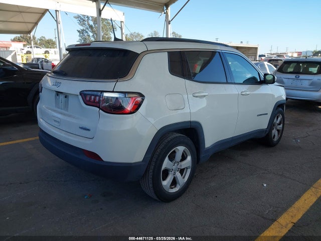 3C4NJCBB6MT549035 Jeep Compass Latitude Fwd