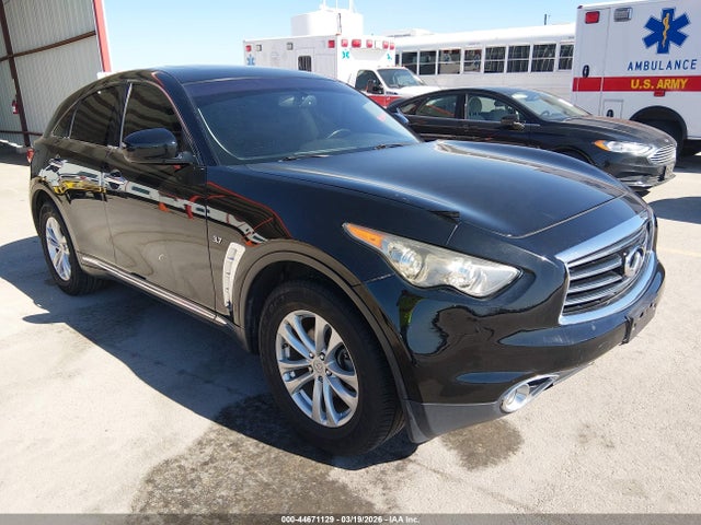 2016 INFINITI QX70 JN8CS1MU6GM670346