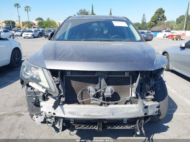 5N1DR2MN6HC619037 Nissan Pathfinder Sv