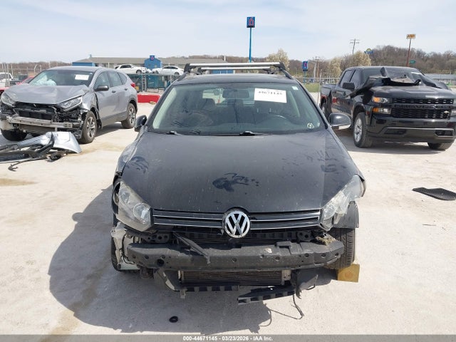 2013 Volkswagen Jetta Sportwagen 2.5l Se მანქანა იყიდება აუქციონზე, vin: 3VWPP7AJ0DM629767, აუქციონის ნომერი: 44671145