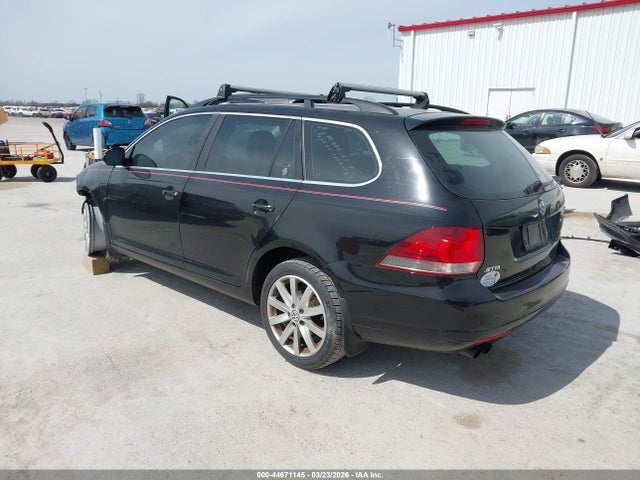 2013 Volkswagen Jetta Sportwagen 2.5l Se მანქანა იყიდება აუქციონზე, vin: 3VWPP7AJ0DM629767, აუქციონის ნომერი: 44671145