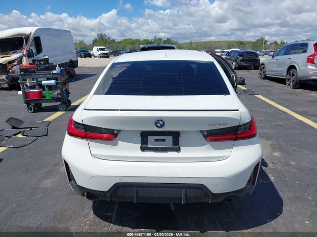 44671150 :رقم المزاد ، 3MW69CW01S8F76937 vin ، 2025 Bmw 330i مزاد بيع