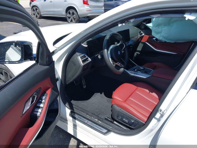 44671150 :رقم المزاد ، 3MW69CW01S8F76937 vin ، 2025 Bmw 330i مزاد بيع
