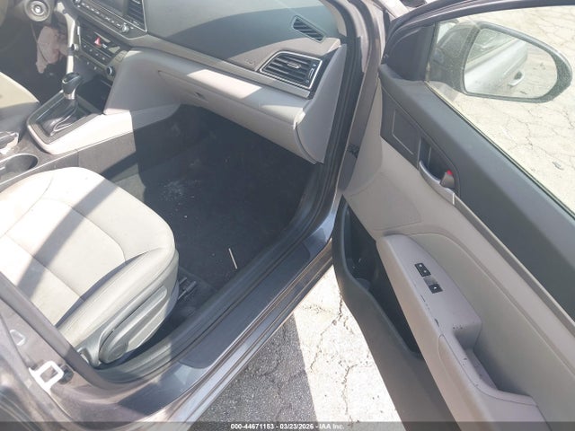 Aukcja sprzedaży 2018 Hyundai Elantra Sel, vin: 5NPD84LF4JH365321, numer aukcji: 44671153