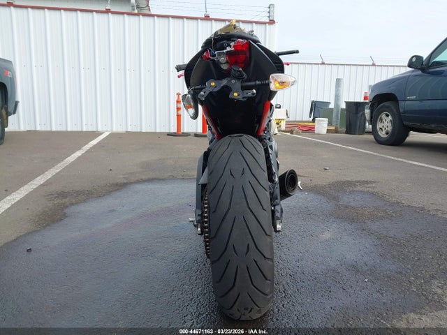 SMTA434D1JT845478 Triumph Motorcycle Street Triple R