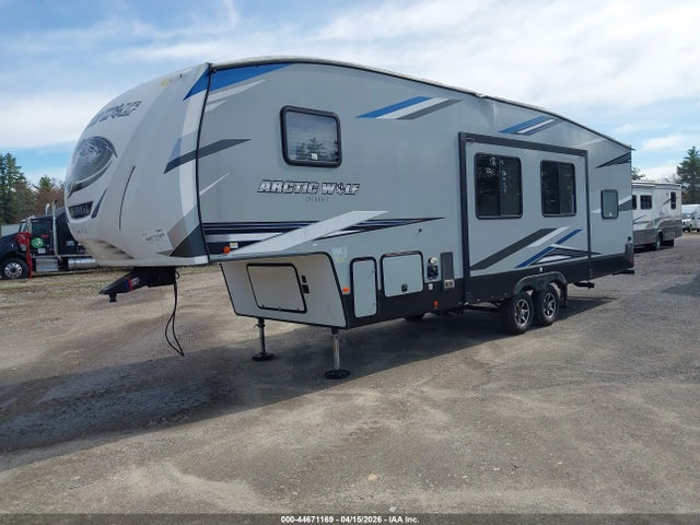44671169 :رقم المزاد ، 5ZT3CKUBXN0713196 vin ، 2022 Forest River Cherokee Artic Pack مزاد بيع