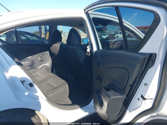Nissan Versa 1.6 S+ 2019 3N1CN7AP3KL873558 Image 8