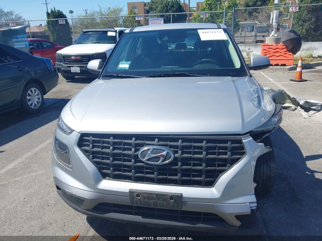KMHRB8A37MU129436 Hyundai Venue Se
