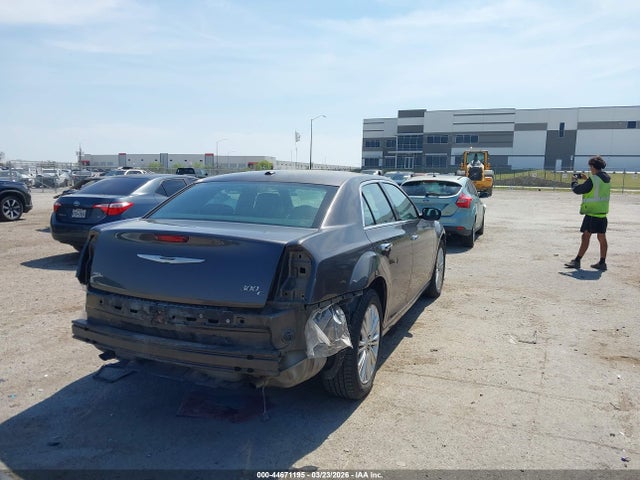 44671195 :رقم المزاد ، 2C3CCAKG5EH194424 vin ، 2014 Chrysler 300c Awd مزاد بيع