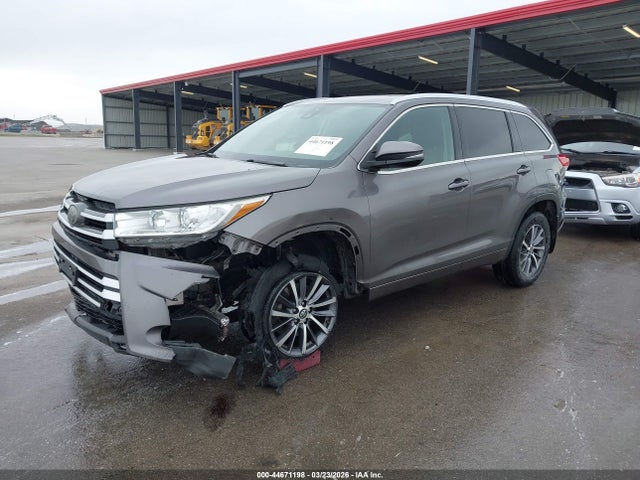 5TDJZRFH6JS876730 Toyota Highlander Xle