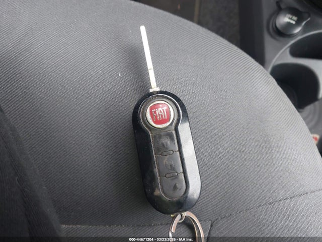 2012 FIAT 500 3C3CFFAR4CT291450 Photo 10