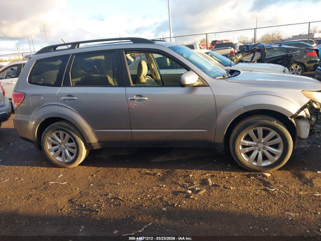 2011 Subaru Forester 2.5x Limited მანქანა იყიდება აუქციონზე, vin: JF2SHBEC1BH739139, აუქციონის ნომერი: 44671212
