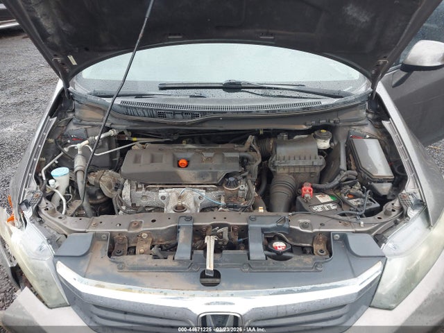 44671225 :رقم المزاد ، 19XFB2F57CE328661 vin ، 2012 Honda Civic Lx مزاد بيع
