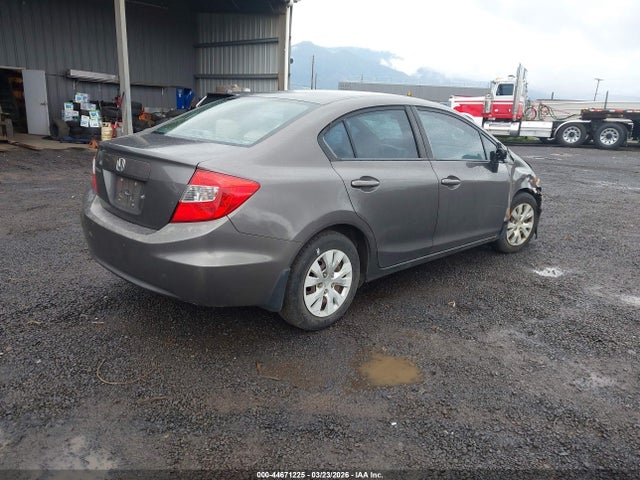 44671225 :رقم المزاد ، 19XFB2F57CE328661 vin ، 2012 Honda Civic Lx مزاد بيع