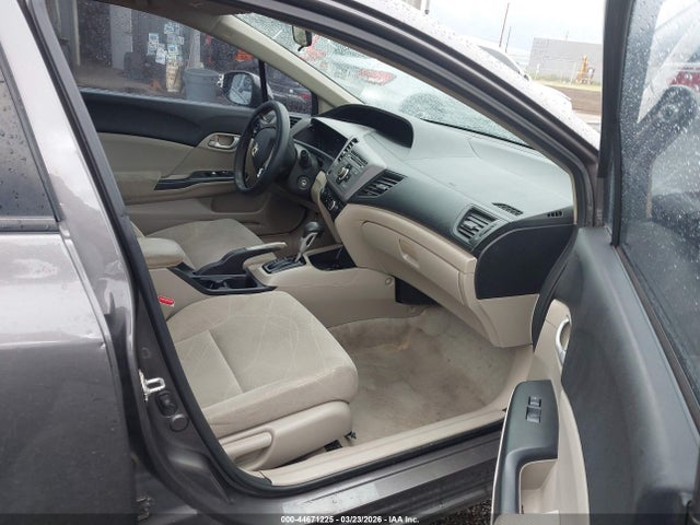44671225 :رقم المزاد ، 19XFB2F57CE328661 vin ، 2012 Honda Civic Lx مزاد بيع
