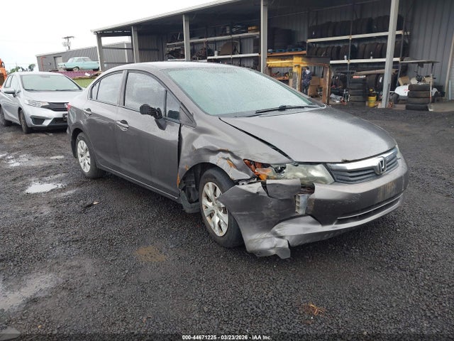 44671225 :رقم المزاد ، 19XFB2F57CE328661 vin ، 2012 Honda Civic Lx مزاد بيع