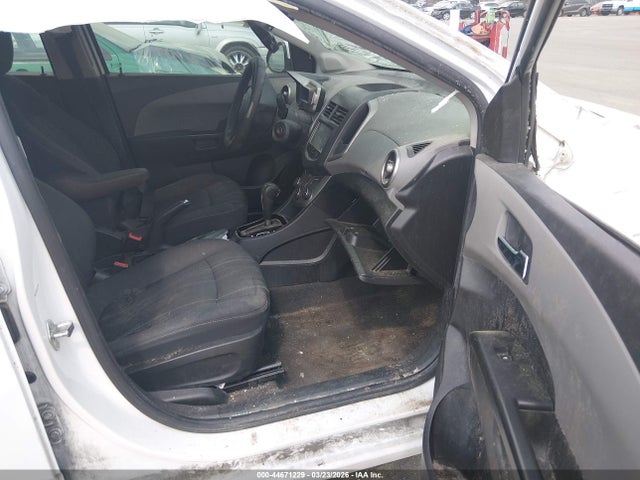 Продаж на аукціоні авто 2016 Chevrolet Sonic Lt Auto, vin: 1G1JC6SH0G4152597, номер лоту: 44671229