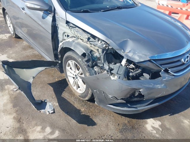 5NPEB4AC1EH841013 Hyundai SONATA GLS