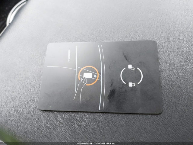 44671354 :رقم المزاد ، 5YJ3E1EB4JF087841 vin ، 2018 Tesla Model 3 Long Range/performance مزاد بيع