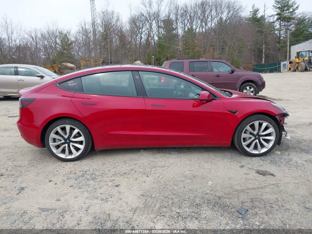 44671354 :رقم المزاد ، 5YJ3E1EB4JF087841 vin ، 2018 Tesla Model 3 Long Range/performance مزاد بيع