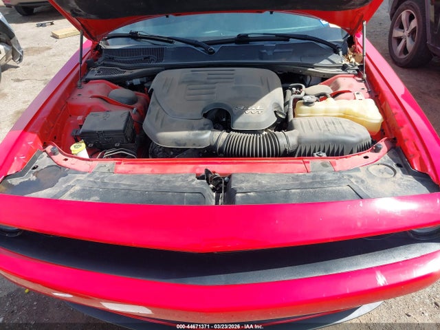 44671371 :رقم المزاد ، 2C3CDZAG5GH275682 vin ، 2016 Dodge Challenger Sxt Plus مزاد بيع