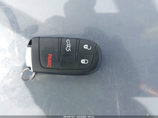 44671371 :رقم المزاد ، 2C3CDZAG5GH275682 vin ، 2016 Dodge Challenger Sxt Plus مزاد بيع