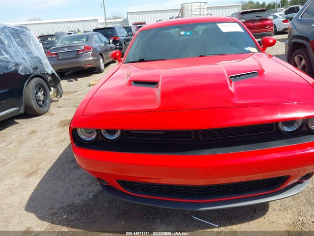 44671371 :رقم المزاد ، 2C3CDZAG5GH275682 vin ، 2016 Dodge Challenger Sxt Plus مزاد بيع