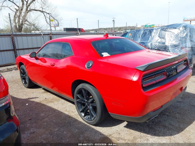 44671371 :رقم المزاد ، 2C3CDZAG5GH275682 vin ، 2016 Dodge Challenger Sxt Plus مزاد بيع
