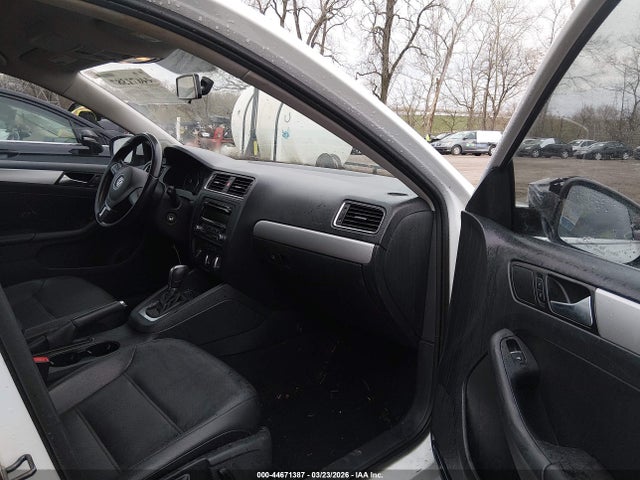 Продаж на аукціоні авто 2014 Volkswagen Jetta 1.8t Se, vin: 3VWD07AJ8EM324493, номер лоту: 44671387