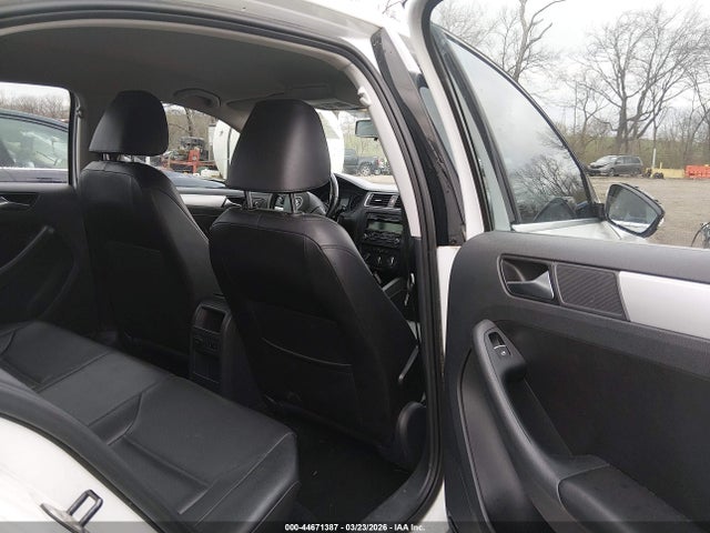 Продаж на аукціоні авто 2014 Volkswagen Jetta 1.8t Se, vin: 3VWD07AJ8EM324493, номер лоту: 44671387