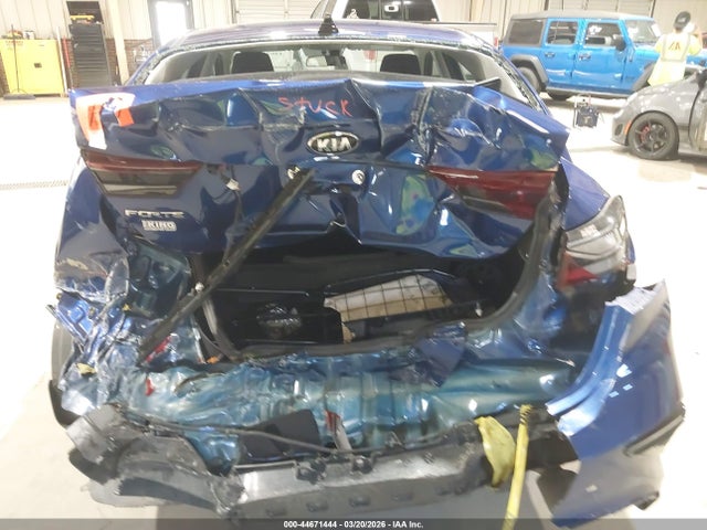 Продажа на аукционе авто 2021 Kia Forte Lxs, vin: 3KPF24AD2ME405237, номер лота: 44671444
