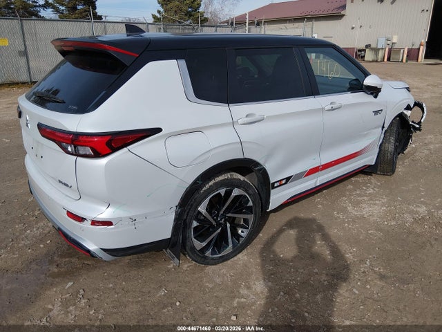 2024 MITSUBISHI OUTLANDER PHEV JA4T5VA93RZ064562 Photo 3