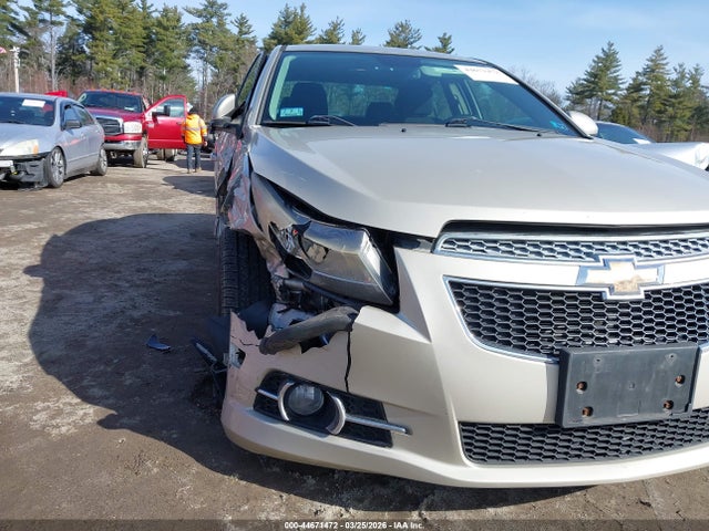 1G1PC5SB8E7446101 Chevrolet Cruze 1lt Auto