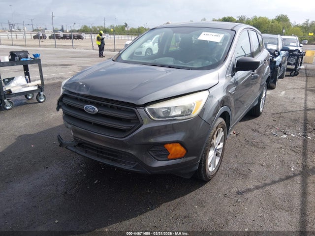 Ford ESCAPE S 2017 1FMCU0F7XHUB26324 Image 2